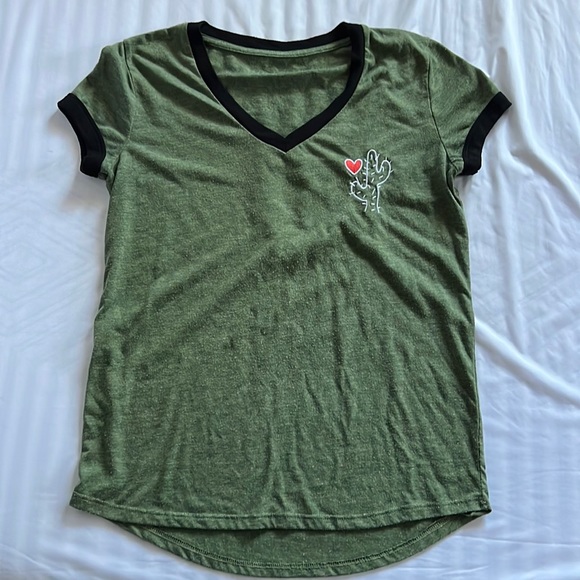 Love Cactus embroidered t shirt - Picture 1 of 4